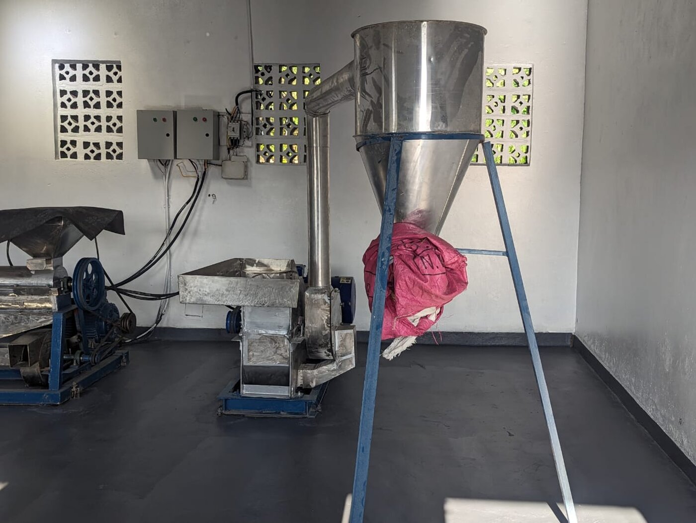 Processing equipment in a BNPS-supported production facility